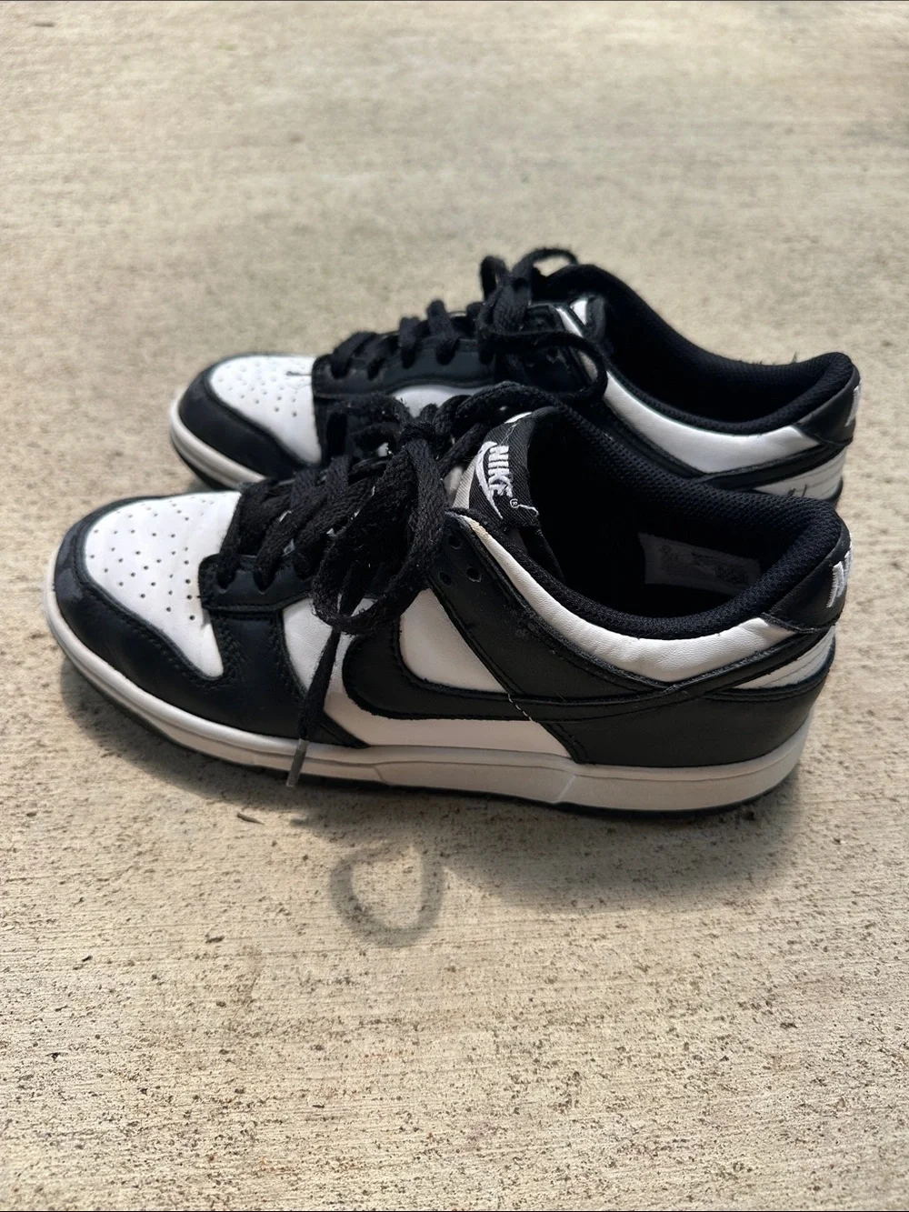 Nike panda dunks size 6